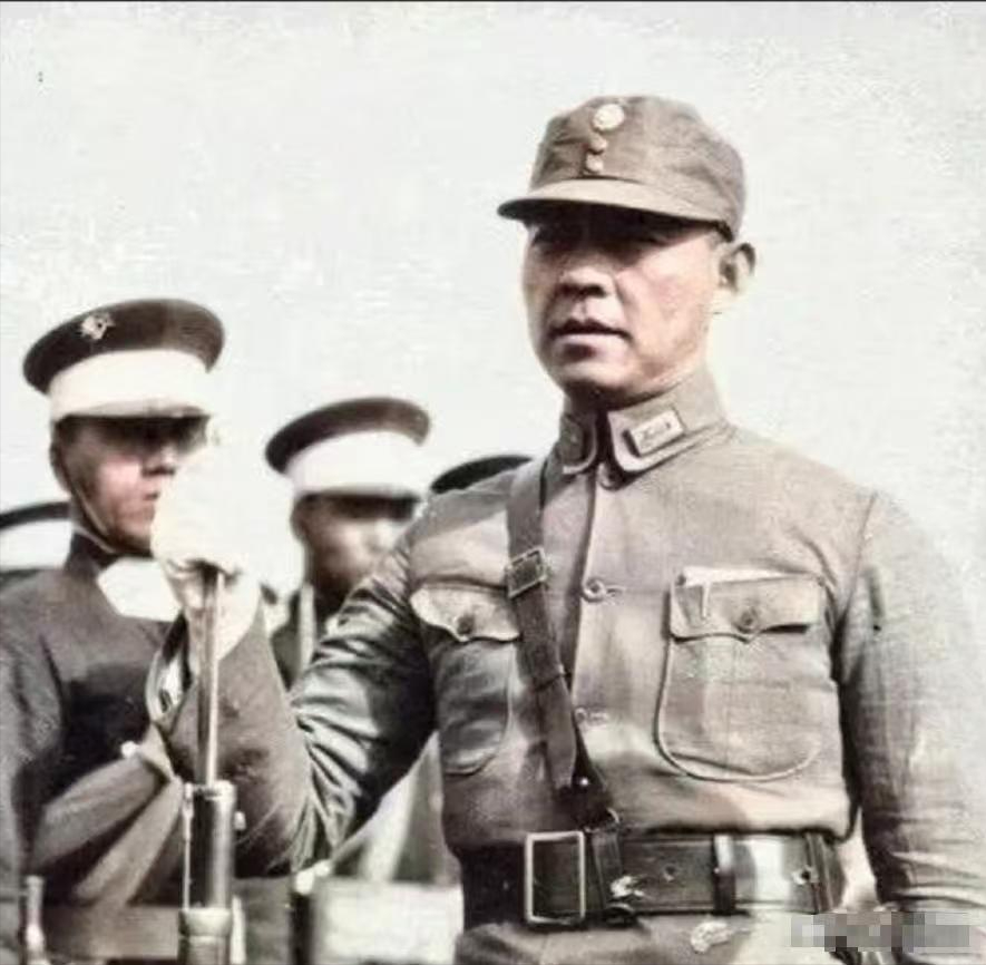 1938年，张自忠手下糟蹋了一个16岁的女孩，于是他命令所有士兵脱裤子检查，结果