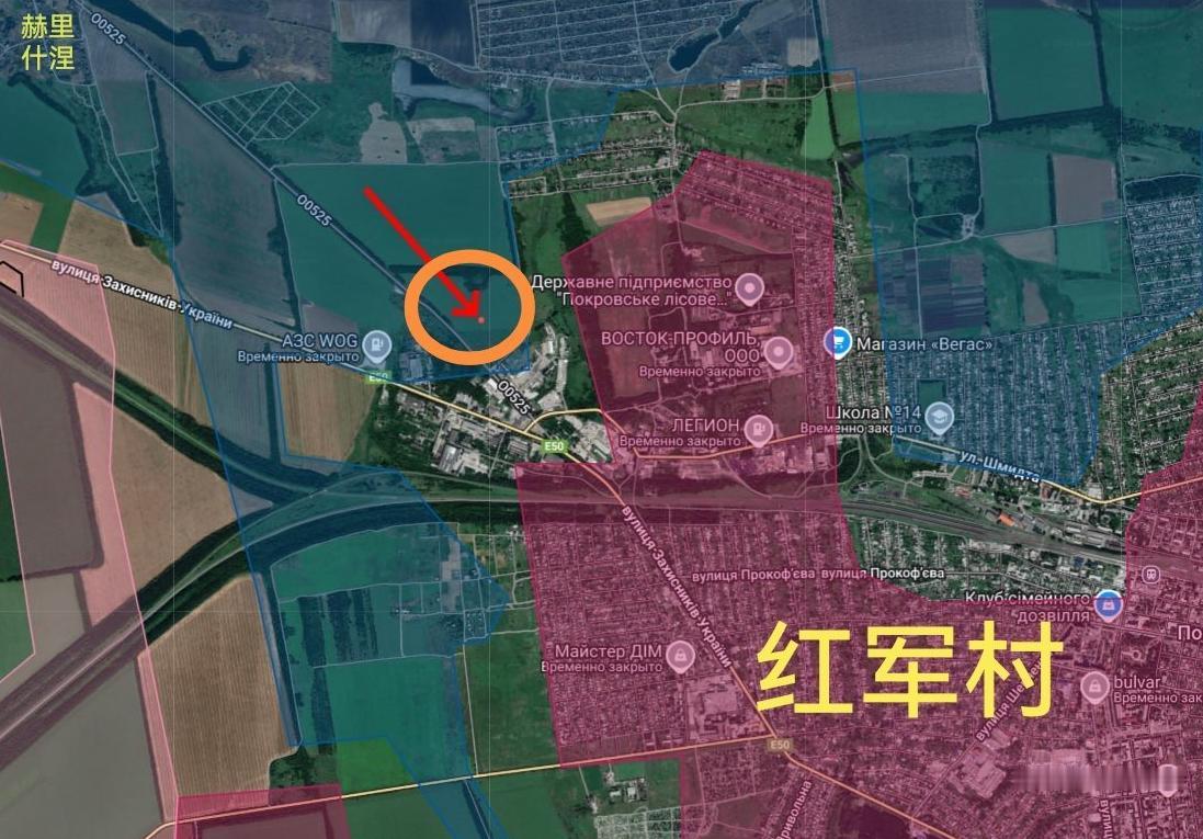 胆子真是太大了！乌军出动美制UH-60黑鹰直升机超低空突进红军城！乌军国防部情报