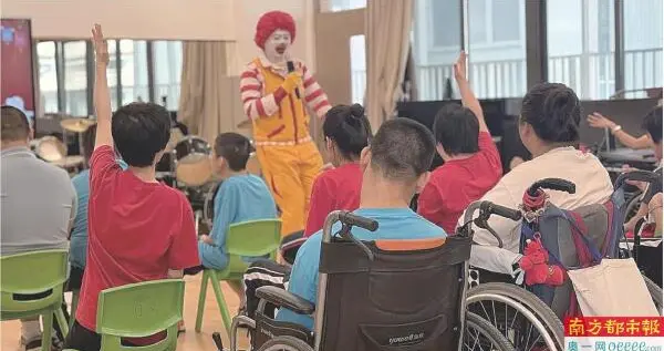 浦发银行深圳分行: 让善意传递 把温暖传开