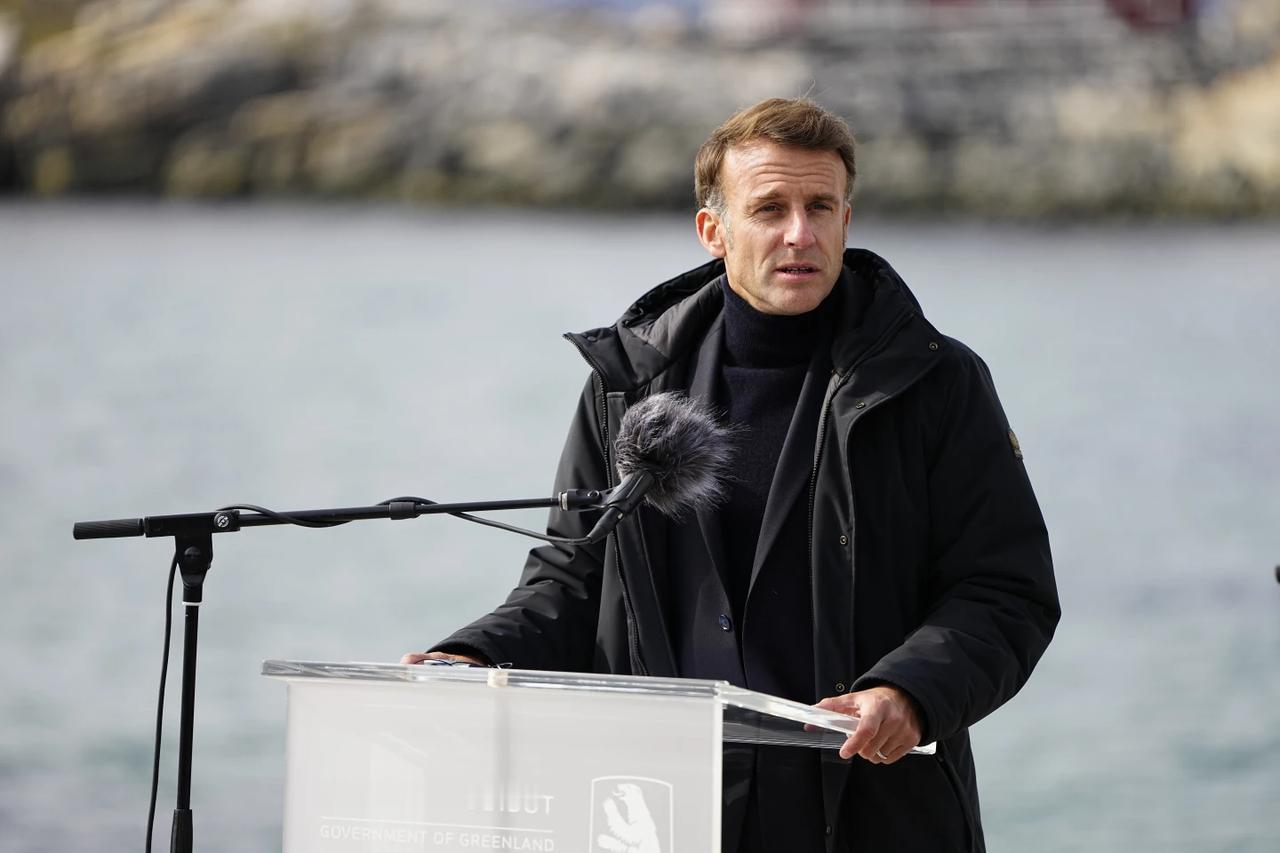 丹麦不想失去格兰陵岛，找英国不行，德国不行，找欧盟也不行，北约也不行，只有找法国