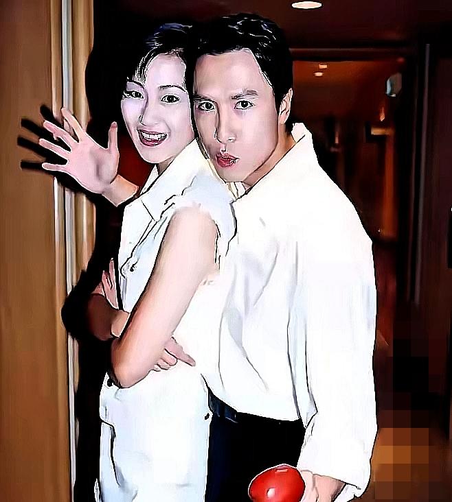 “每月4万，就能买断30年父子情？”甄子丹和大儿子甄文焯这事儿，看一次让人唏嘘一