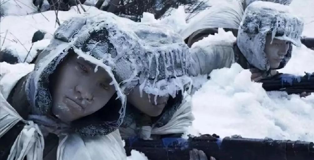 长津湖之后，再无平安夜！美国人的平安夜是上帝给的，我们平安夜是志愿军战士给的。