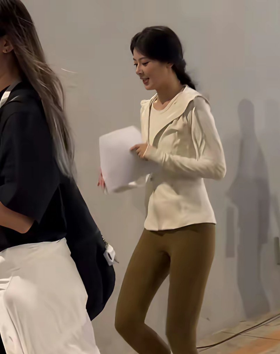 上镜胖十斤是真的，她们现实真的都好瘦啊