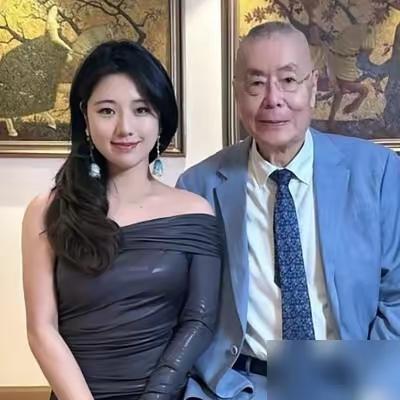 刘诗昆84岁，又当爹了。10月17日，妻子孙颖在朋友圈报喜。二胎儿子，7