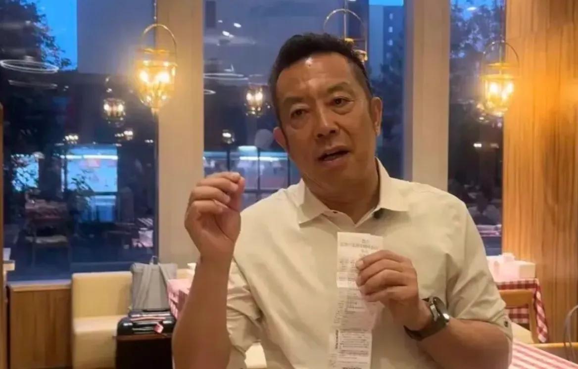 胖东来挺西贝但仍关店102家，怪罗永浩吗？我看到近日网传西贝在会议中称将一次