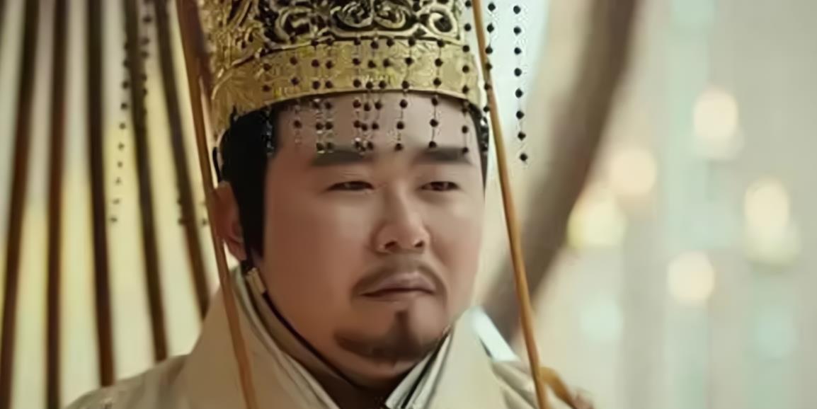 宋明帝刘彧登基多年始终无子，想出个馊主意。他对宠妃陈妙登说道：“明天就把你赐给李