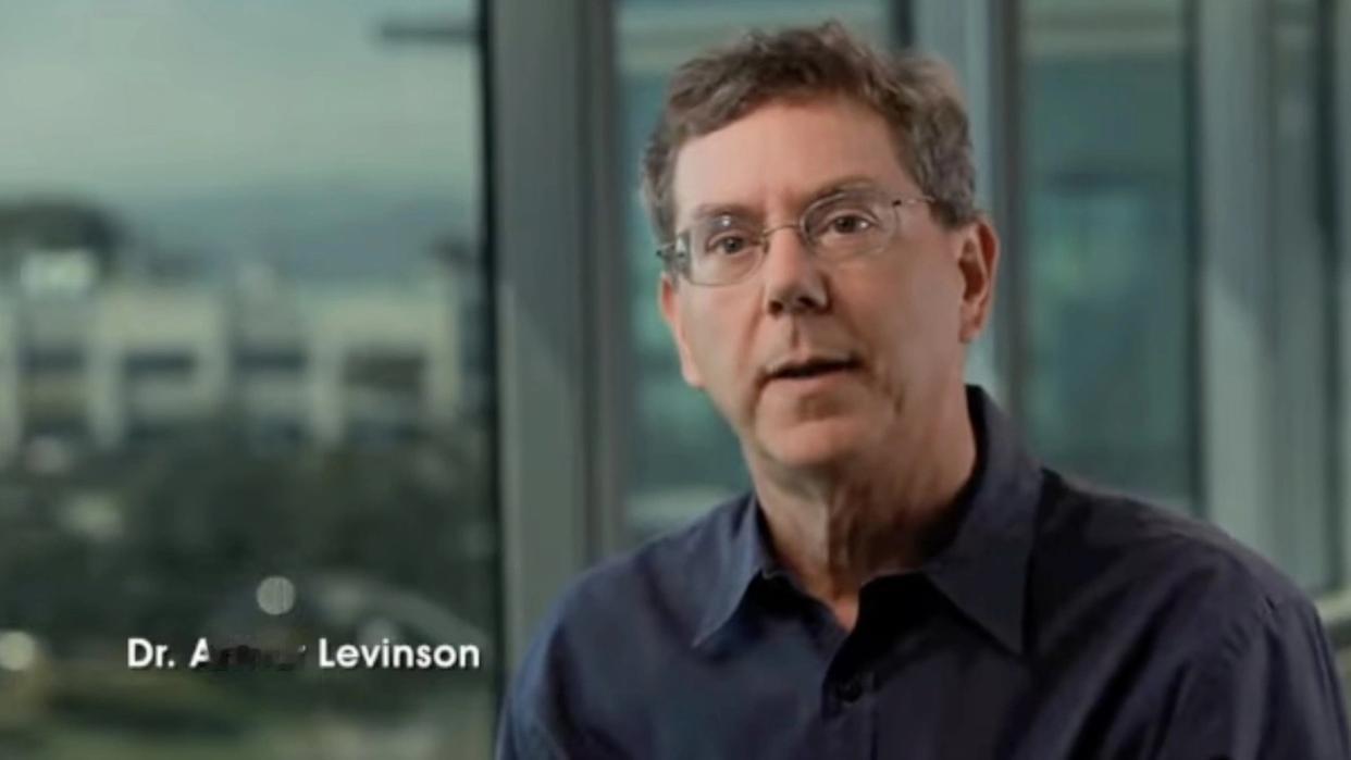 【苹果高层大调整】科技媒体Appleinsider4月21日发布博文，