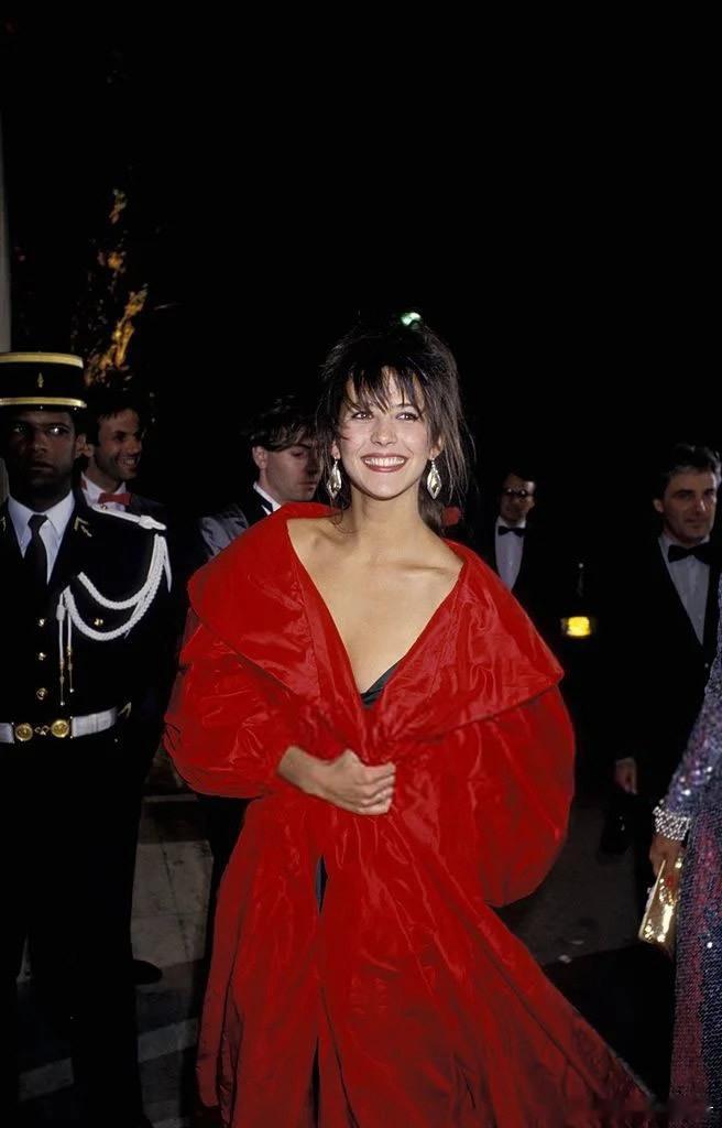 1986年20岁苏菲·玛索在戛纳电影节