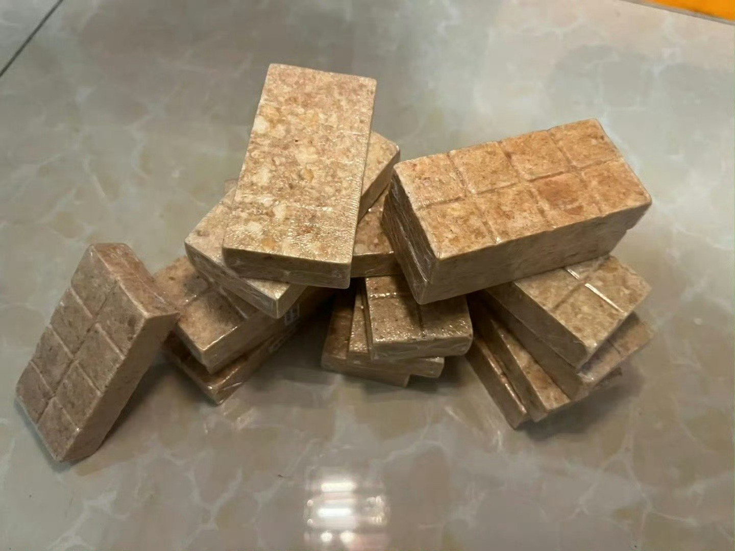 男朋友说他寄了一周的口粮给我