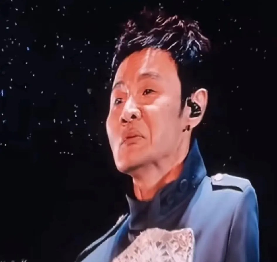 听完单依纯唱《李白》，李荣浩都面露难色，怀疑是好声音选了李荣浩,因