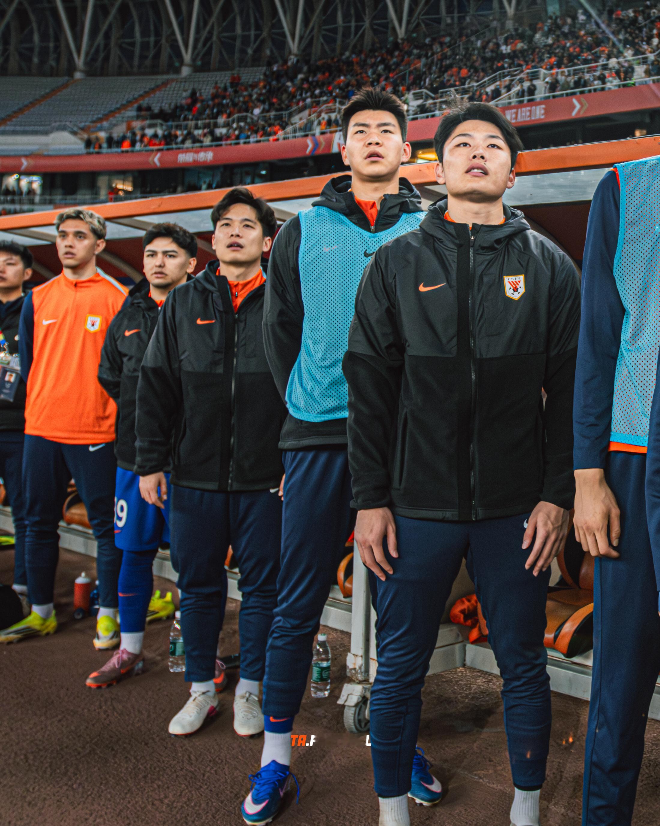 山东泰山vs上海海港赛前发布会：主教练：宿茂臻球员：彭逸翔中超联赛山东泰山