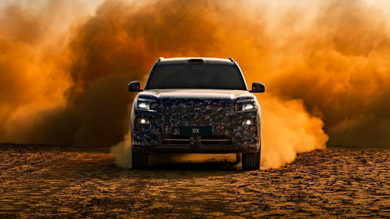 极氪9x卖爆了，现在8x来了！说句实话，极氪的车开起来都很棒，现在也轮到极氪，享