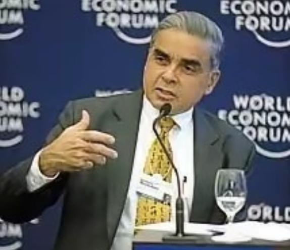 新加坡专家马凯硕说，亚洲国家在西方围堵中国时沉默，根本不是中立，就是在给自己挖坑