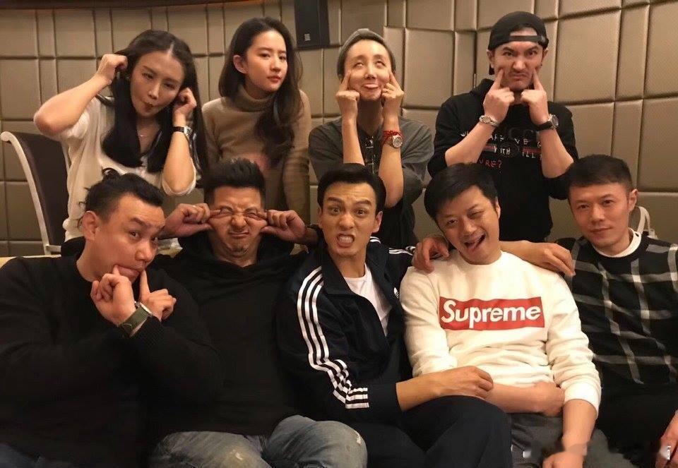 刘亦菲同学聚会旧照​​​