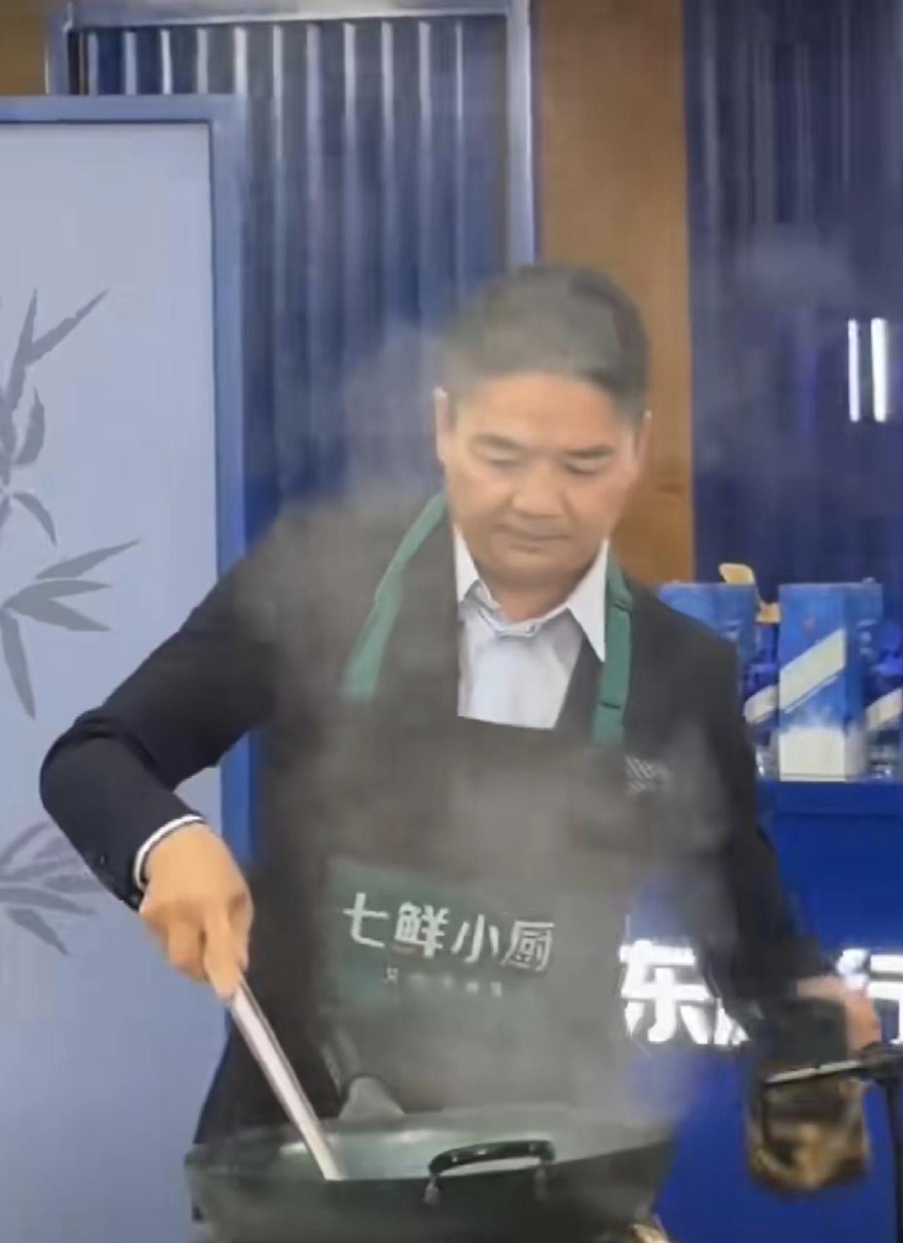 果然接地气的企业才能生存长久，当西贝贾国龙还在为了预制菜，跟罗永浩打嘴仗时，