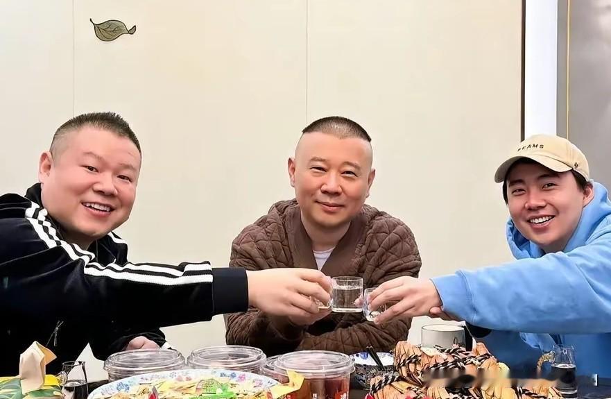 德云社流量玄学！岳云鹏资质平平，为何能碾压众弟子稳居顶流？德云社最让人看不