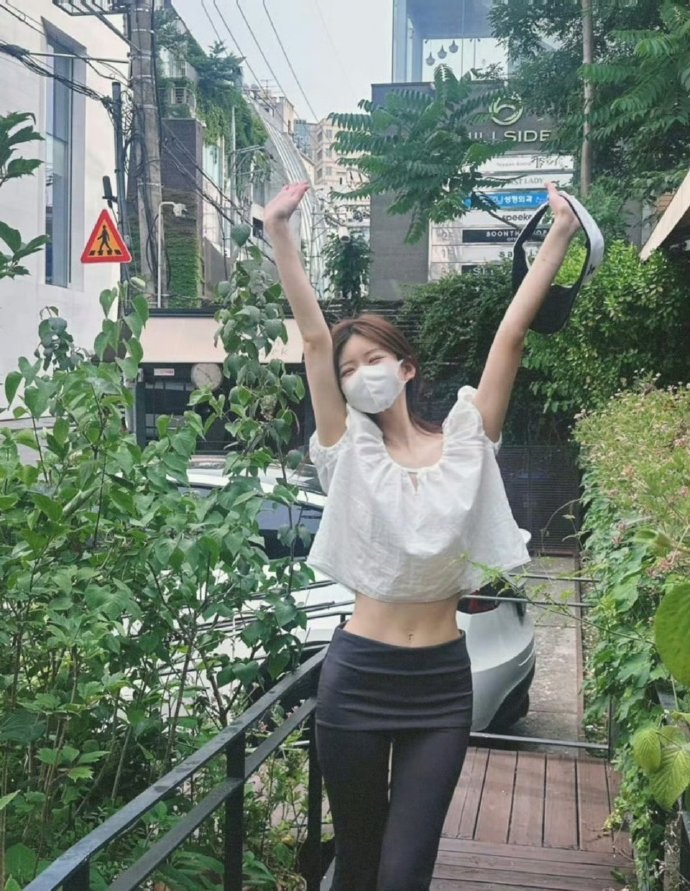 赵露思这真的不是在制造身材焦虑吗？