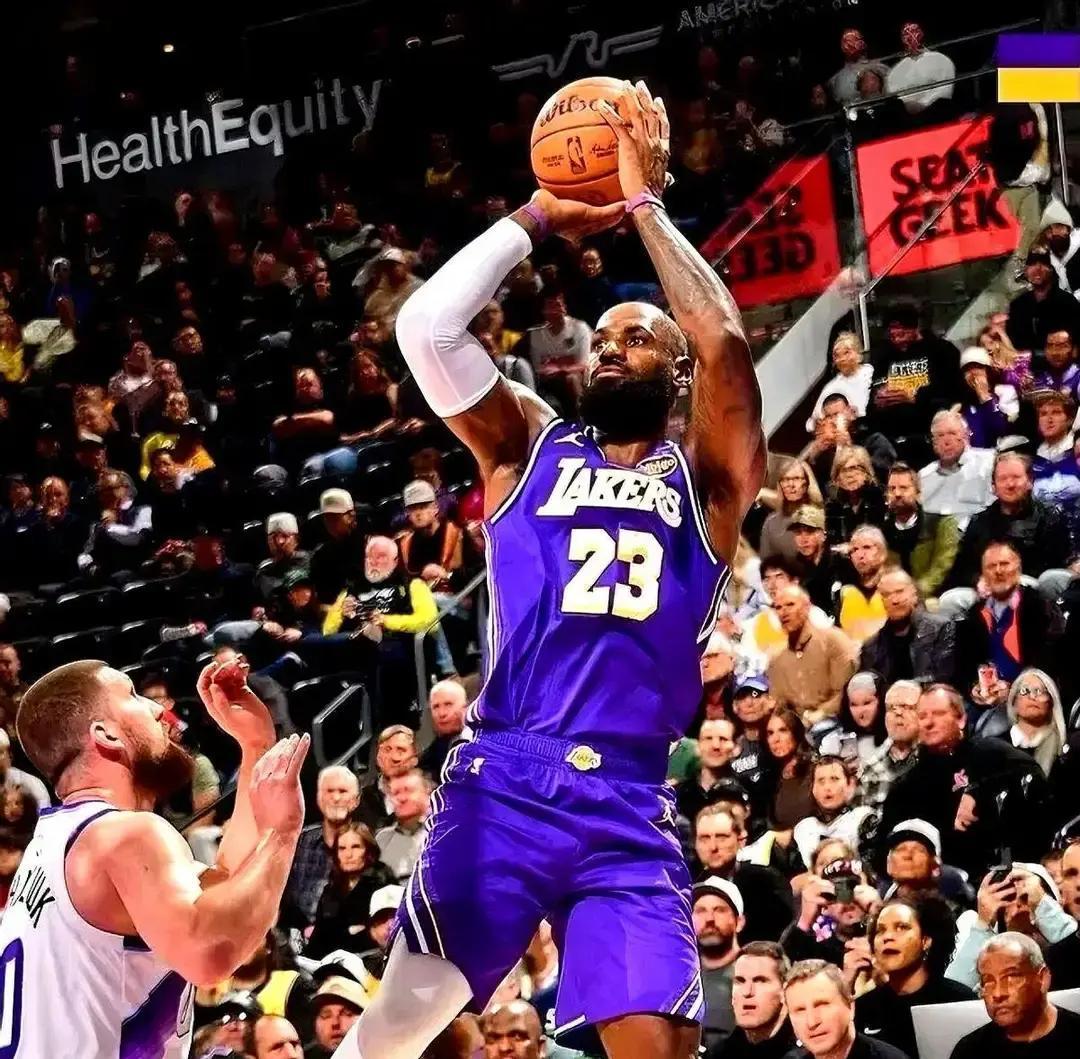 39岁的詹姆斯，正在偷走年轻人的比赛方式。你看他场均25分，却不知道他早已