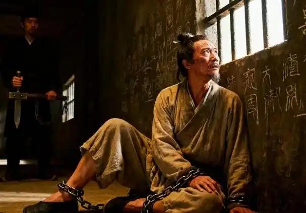 司马迁受宫刑前，汉武帝冷冷地说道：“你要么选择死刑，要么选择宫刑，自己选吧！”