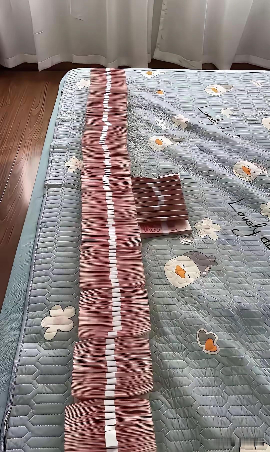 一毕业就在深圳，至今在金融机构中介工作20年了，没房没车没结婚，就存着这些钱，虽