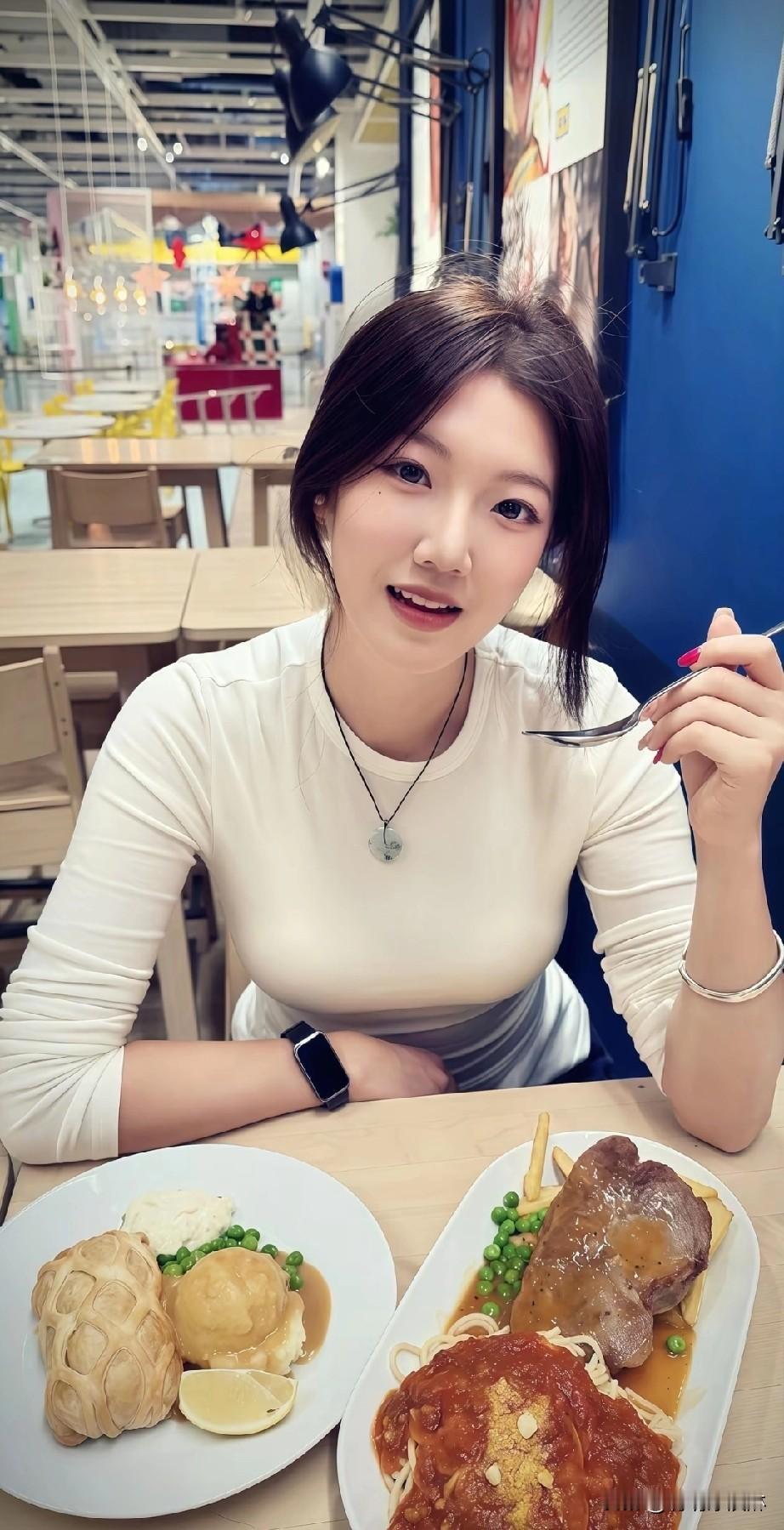 这辈子没什么野心，就想发个财而已美女究竟能有多美