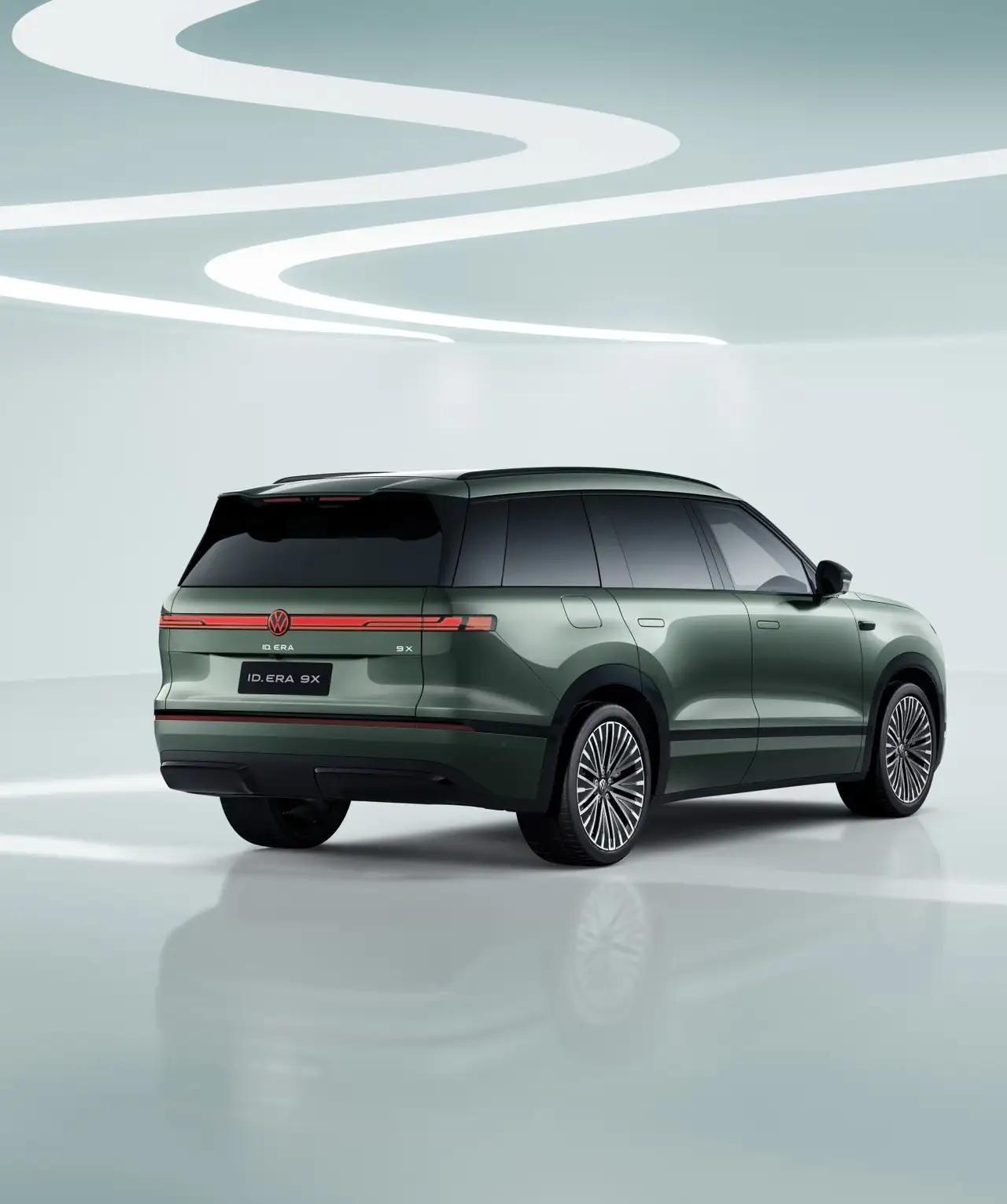 听我一句劝，买车不纠结:1、跑出租——买纯电2、跑长途——买增程3、要宽敞