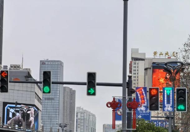 78个！[鼓掌]合肥新增！从合肥了解到，合肥78个路口新增非