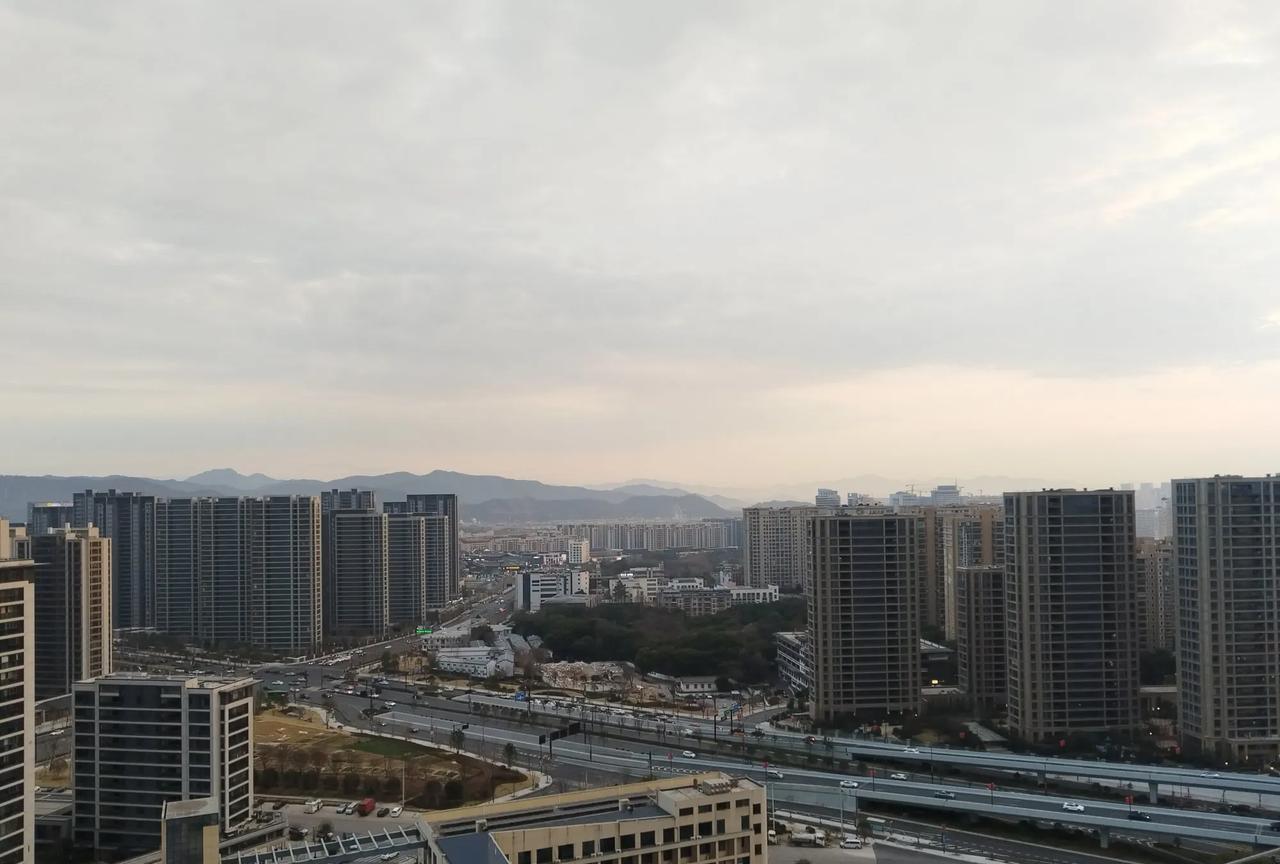 能力在关系面前，活像个凑数的这年头在体制内、单位里混，你会发现一个扎心真相：