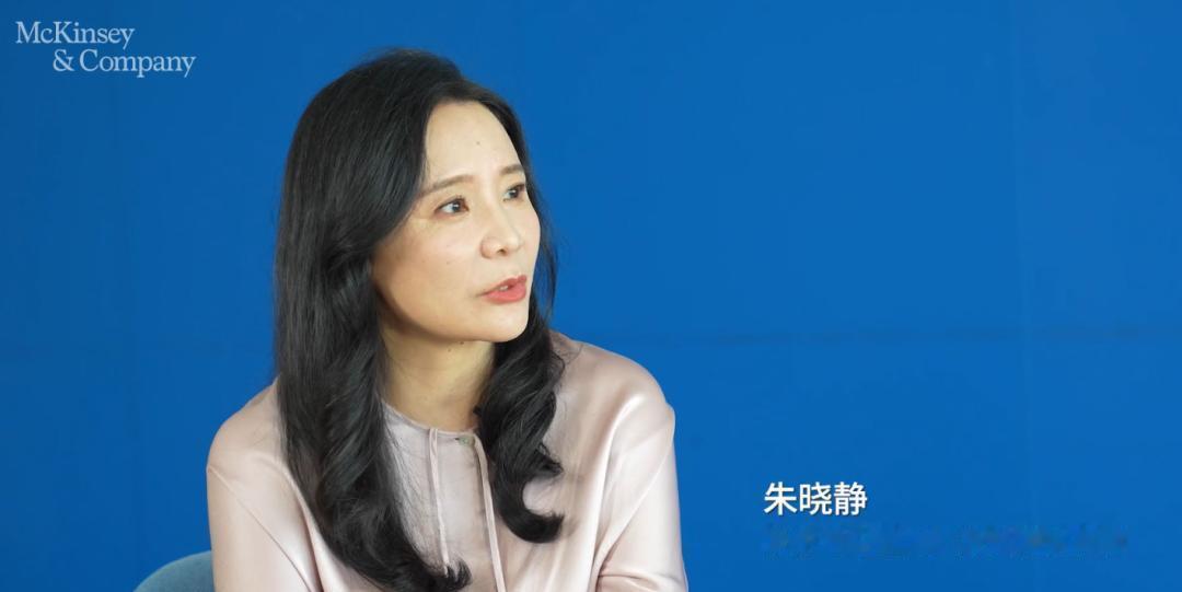 朱晓静这一招太妙了。6月15日，山姆被国家市监总局约谈。次日，刘鹏接任沃尔玛
