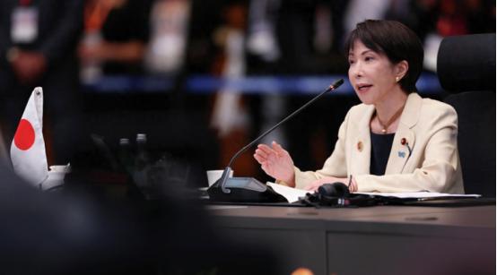 变本加厉，中日交锋进入第3场，高市已通告中国，一语激起千层浪 “极其遗憾！中