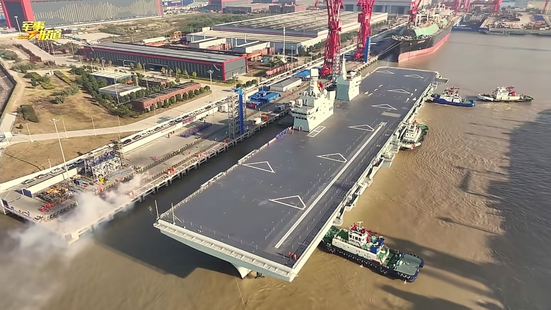 几个俯拍的全貌画面