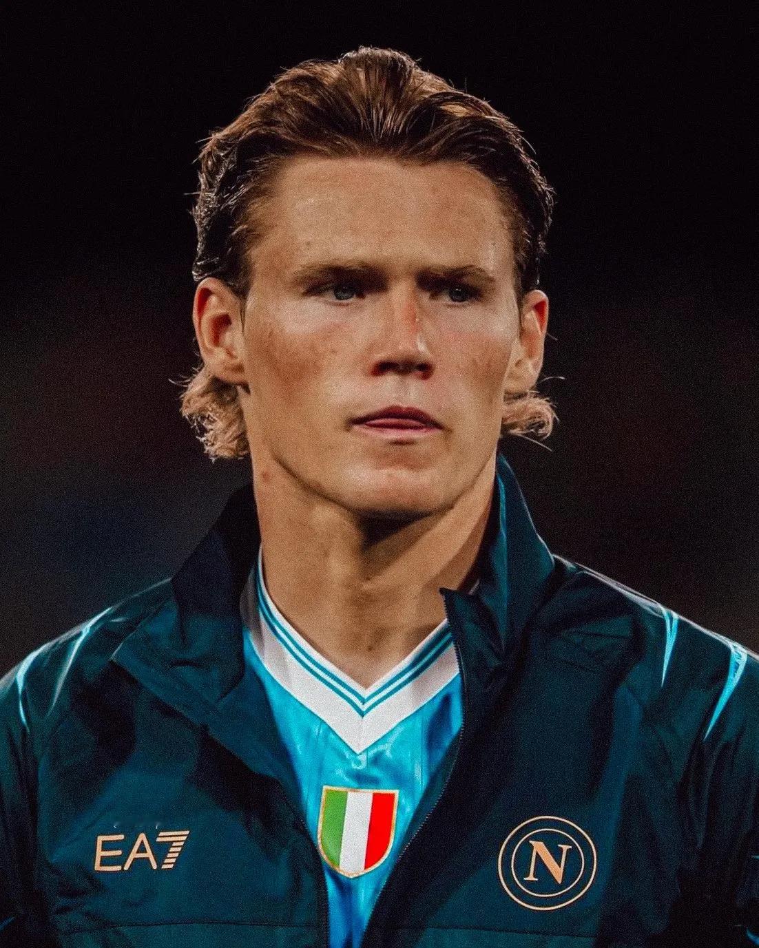 【无稽之谈】被问“球员离开曼联表现更好”？麦克托米奈直接反驳！“这就是随口找的借