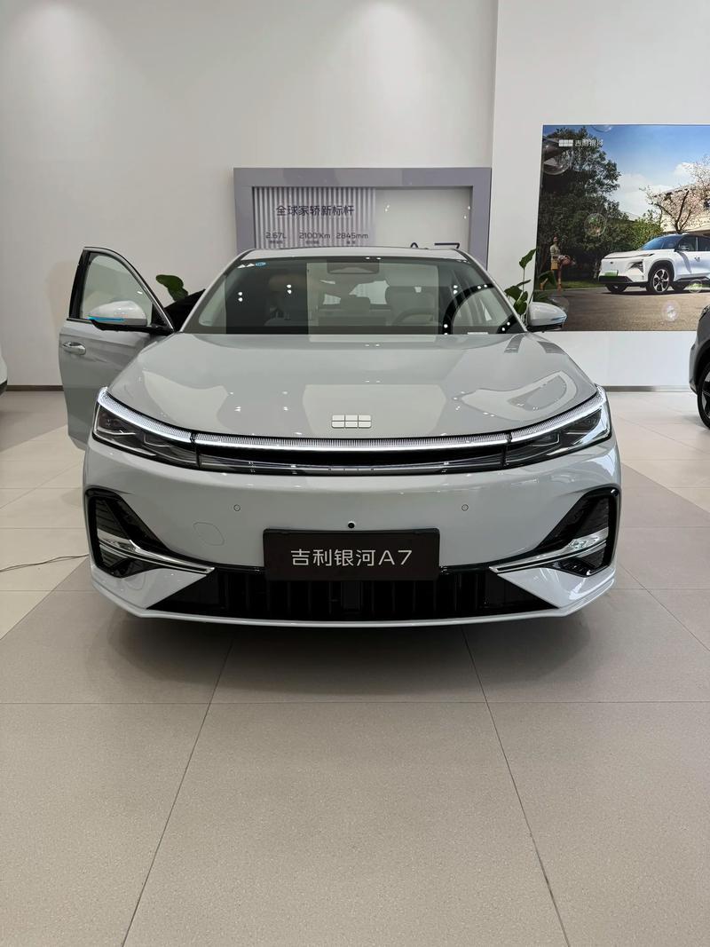 中国汽车产品呈现出哪些竞争力?中国汽车产品的竞争力那可太多了。就拿新能源汽车来