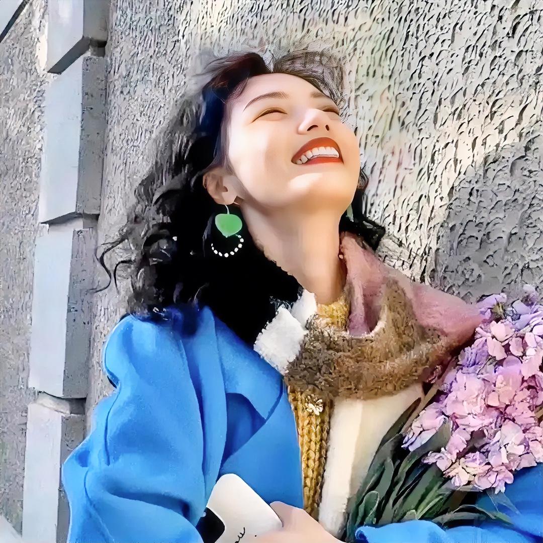 杨绛先生这段话说得实在，也说得扎心：“一个家庭，如果妻子不打扮，不化妆，整日素面