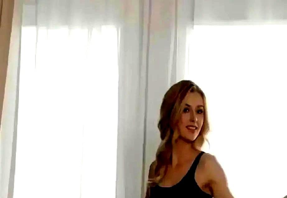 她曾拍成人片现在是戛纳评委。别急着下结论。这不是丑闻翻篇是时代换了答案。