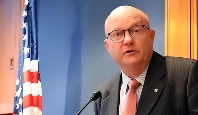 美专家曾一语惊人：美军一旦把核弹扔向京沪，中国并不会还手！从公开资料可以看到
