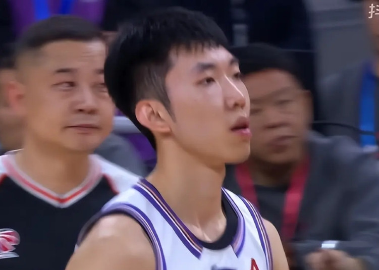 廖三宁绝杀！再次救下张庆鹏！北京北控99:98客场战胜广东，本场比赛，廖三宁完