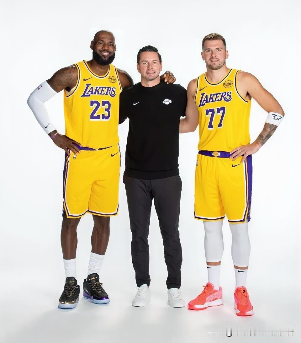 太让人无语了，湖人以106-128惨败给活塞，这下彻底坐实了两个无可否认的事