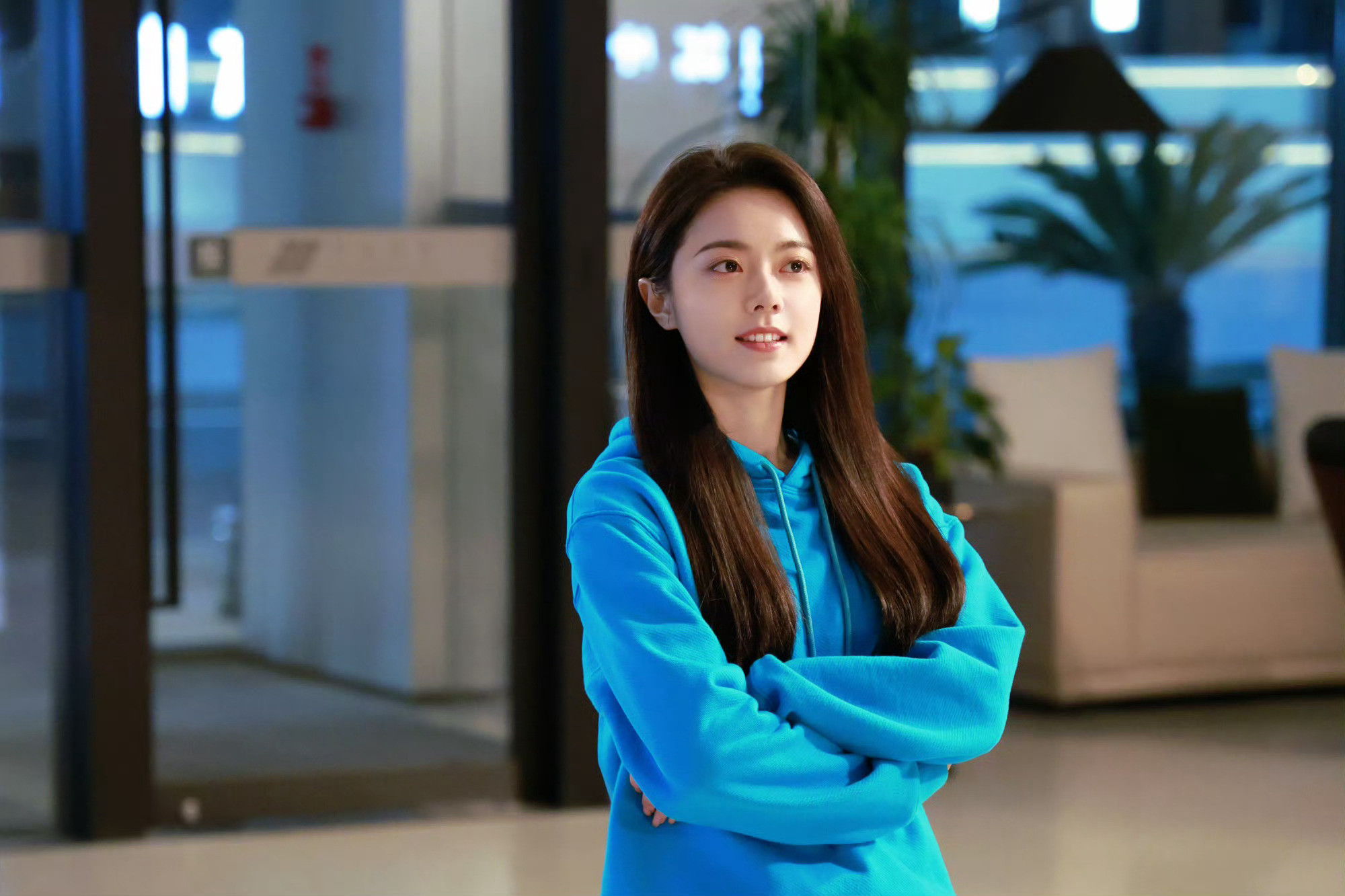 啊啊啊啊聂曦光好漂亮啊啊！！多发！！好好宣传！！！保护我方赵今麦！保护我方聂曦光