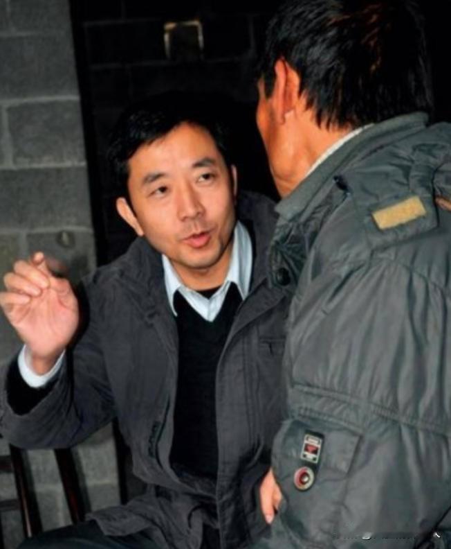 一次，陈行甲去汇报工作，上级对他说：“你给老子滚！你只是个县委书记，老子是州委书