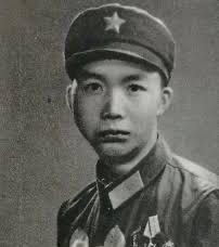 1979年，一个叫高华忠的士兵，接到了掩护全营撤退的死命令。战斗结束，任务完成