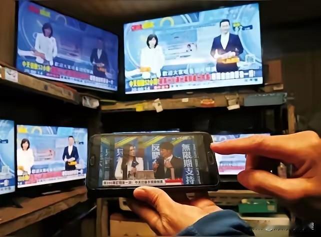 这就叫风水轮流转，美国人这回是真尝到“卡脖子”的滋味了。台媒那边刚爆出来，说