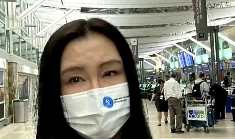 王祖贤又被网友偶遇了，为什么感觉她的面相都变了。老实说，王祖贤现在的样子和年