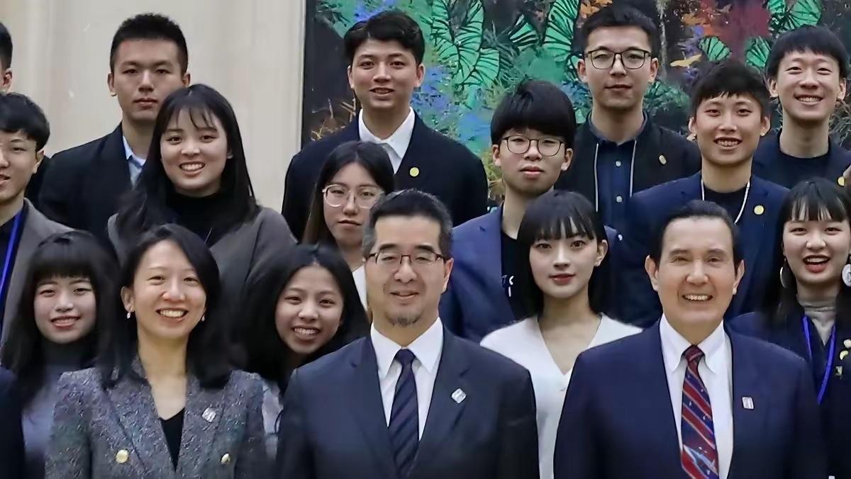 马英九基金会：针对“人事异动”各界“不实评论”发布澄清启事马英九基金会今（1