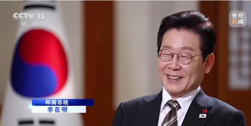 果然不出意外，到哪说哪里的话。前几天，李在明来我们这边，说了一大堆的好话，收获好