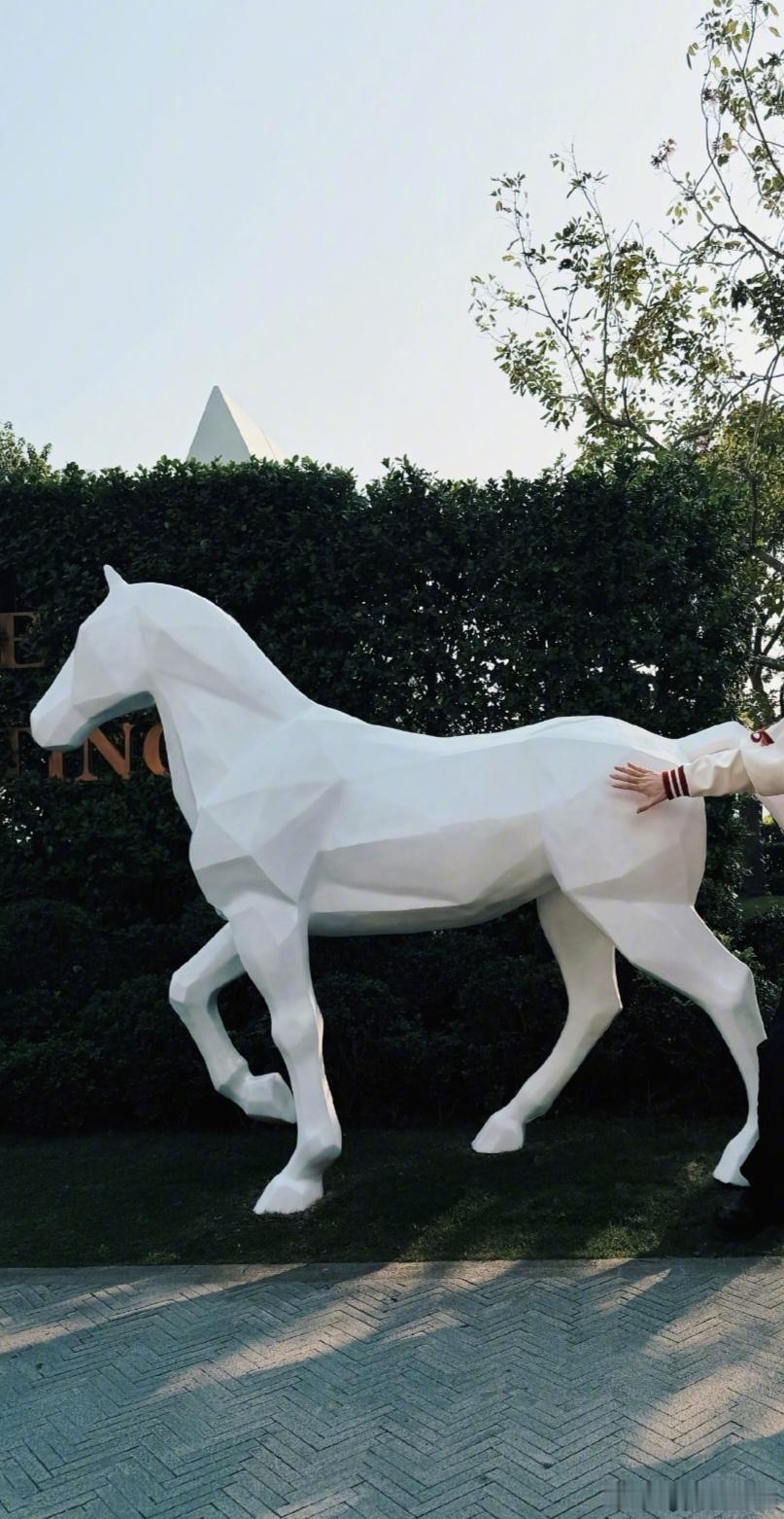 一个扎心的事实，脾气大动不动就发火的人，没一个财运好的。今年是丙午流年，火旺得不