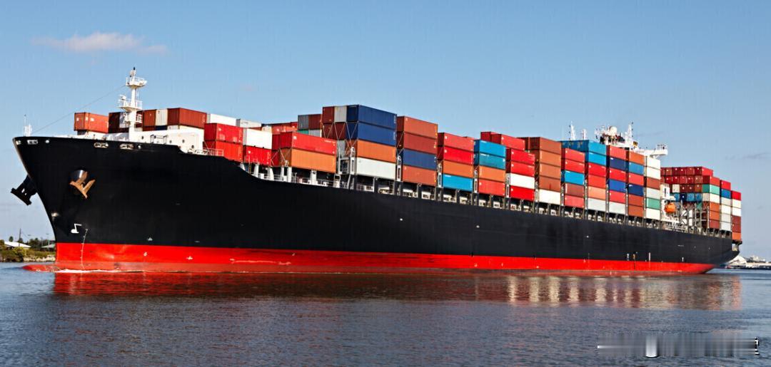 中美：缓和就是全球利好中美贸易战缓和，世界市场松了口气。其实全球贸易是对全球