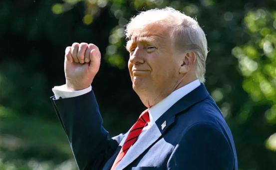 特朗普体检公布，明年80岁当地时间12月1日，白宫公布了特朗普此前体检的结