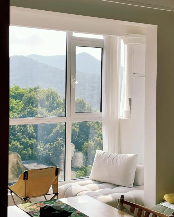 我闺蜜花20万找装修公司装完，气得想砸房！同户型小姑子自己找人装，只花4万，效果