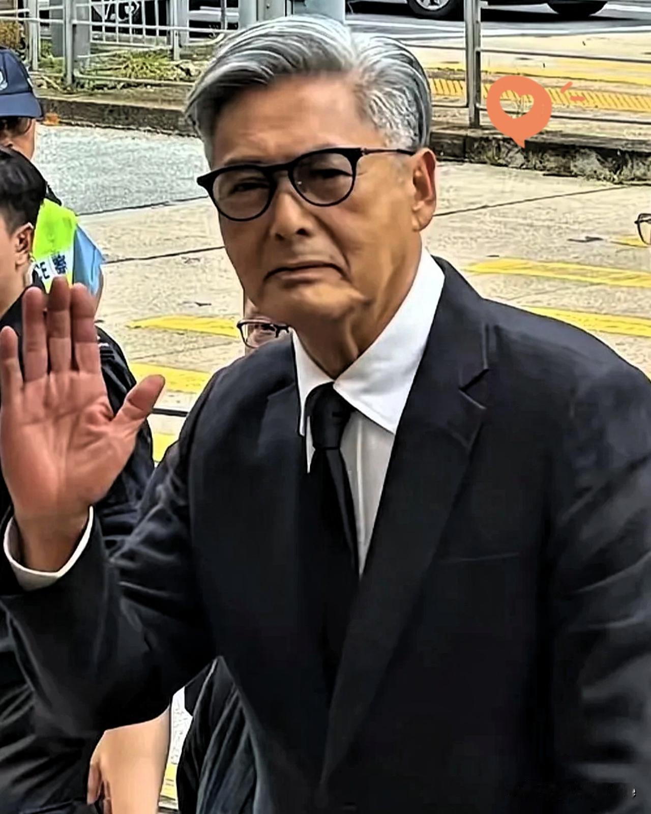 承认吧，有钱人的想法难以捉摸。看看71岁的周润发便知。16年前，他以1.